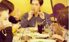 小贾娱乐圈里吃瓜是谁,真相与幕后