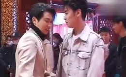 娱乐圈吃瓜文案说说,揭秘明星幕后真相，吃瓜群众狂欢时刻！