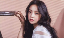 吃瓜娱乐圈最新事件视频,揭秘某明星恋情疑云！